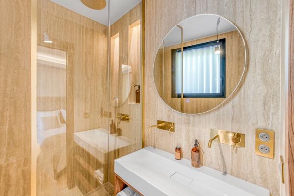Vente Maison contemporaine Nice 6 Pièces 247 m²