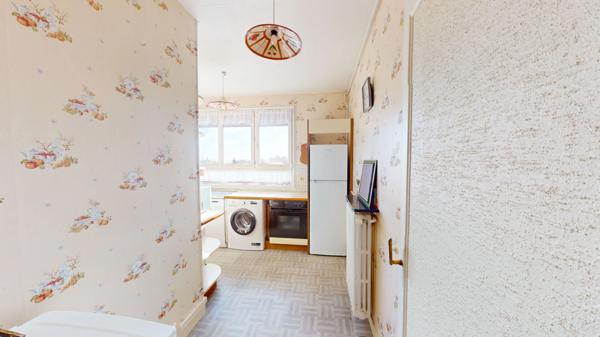 VILLEMOMBLE Appartement 3 pièces dernier étage lumineux et fonctionnel, 70 m2