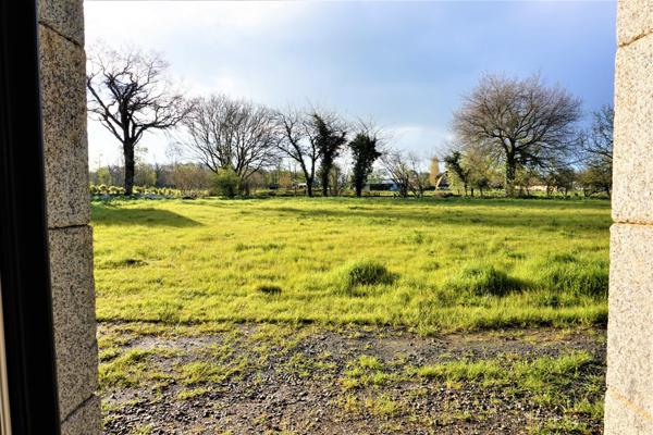 JOLIE MAISON EN PIERRE A RENOVER