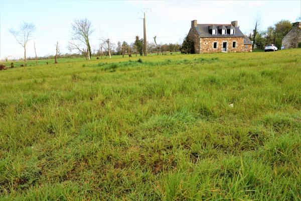 JOLIE MAISON EN PIERRE A RENOVER