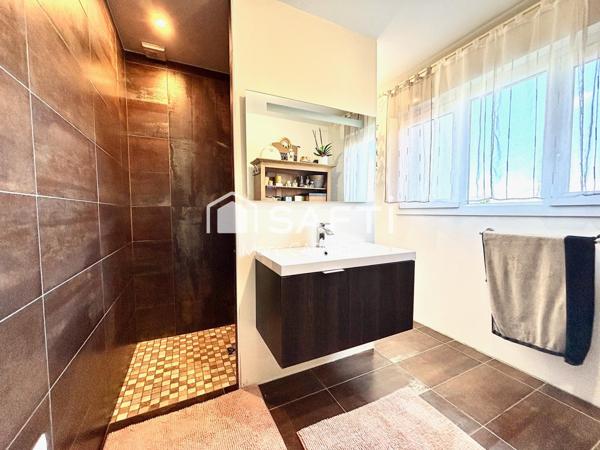 SPLENDIDE VILLA 155m2 2011, calme, standard BBC