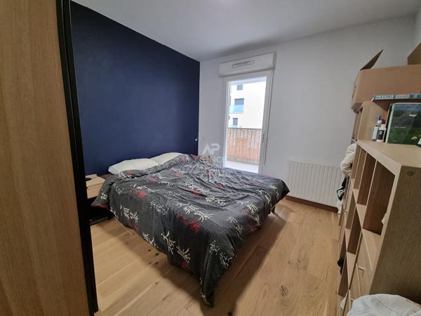 Appartement Cergy - Préfecture , 3 pièces : 62.10 m2 Loyer 1 250 €/mois charges comprises **  - Référence  MG11323