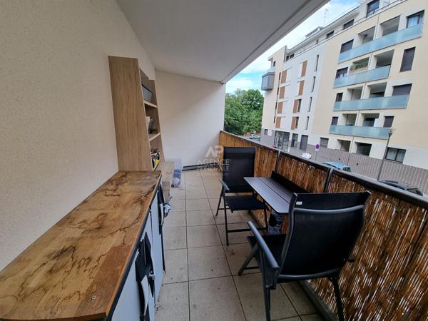 Appartement Cergy - Préfecture , 3 pièces : 62.10 m2 Loyer 1 250 €/mois charges comprises **  - Référence  MG11323