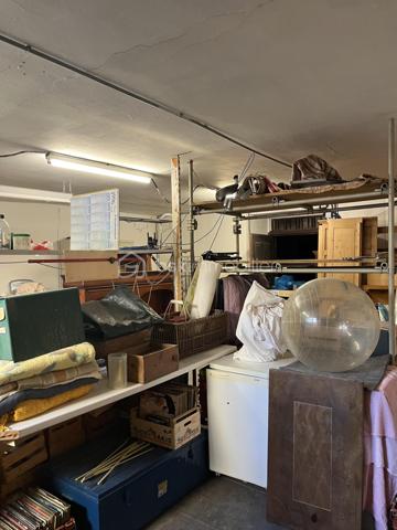 Local d'activités de 180 m²