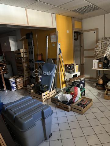 Local d'activités de 180 m²