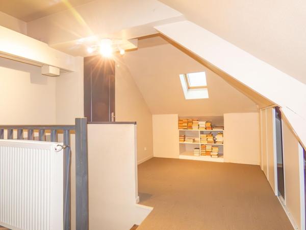 Maison avec vue sur Paris – Terrain arboré de 725 m² – Quartier des Coteaux