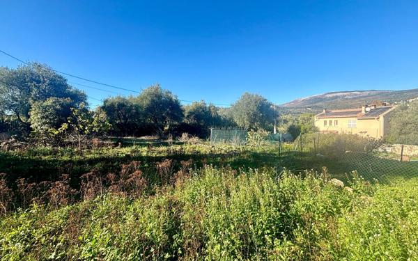 Terrain à vendre    Grasse