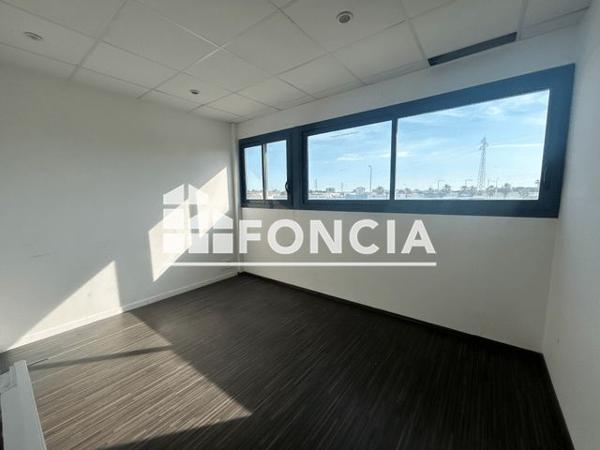 Location Local commercial 5 pièces 150 m² - 1158 CHEMIN DE LA FOSSELLA Perpignan 66000