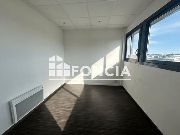 Location Local commercial 5 pièces 150 m² - 1158 CHEMIN DE LA FOSSELLA Perpignan 66000