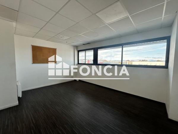 Location Local commercial 5 pièces 150 m² - 1158 CHEMIN DE LA FOSSELLA Perpignan 66000