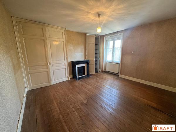 En exclusivité à Varennes-en-Argonne, maison 7 pièces.