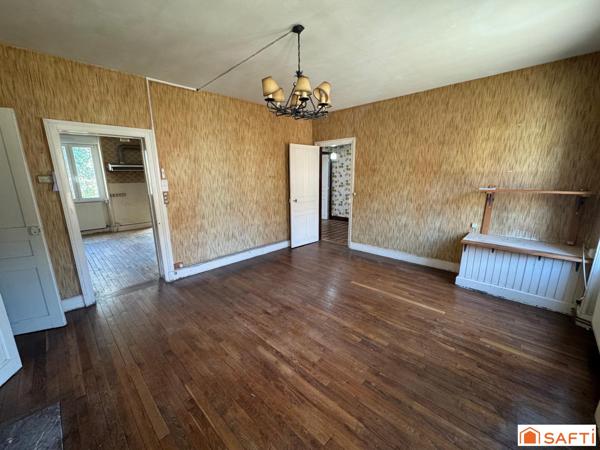 En exclusivité à Varennes-en-Argonne, maison 7 pièces.