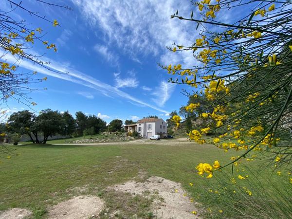 Maison/Villa atypique, 4 chambres, garage