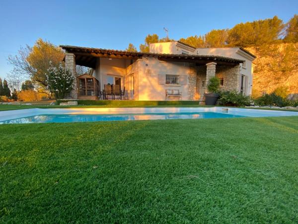 Maison/Villa atypique, 4 chambres, garage