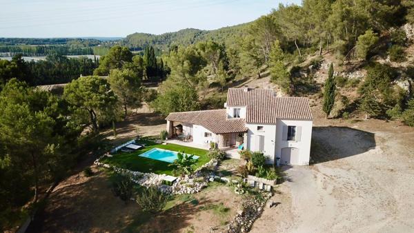 Maison/Villa atypique, 4 chambres, garage