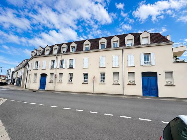 Vente                                                      Appartement
                        
                     2 pièces                      44 m2                     à Chambly