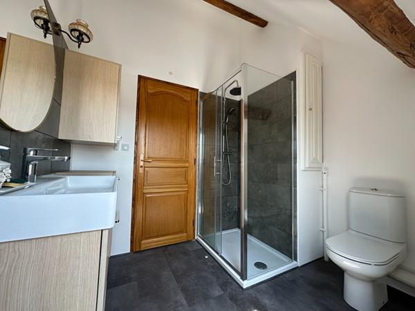 Maison 7 chambre(s) 243 m2 avec dépendances et triple garage