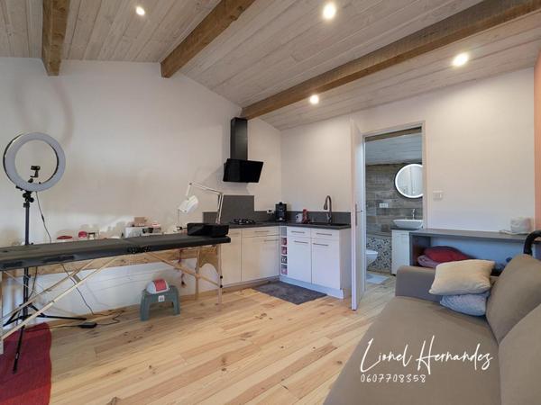 Alès, Le Rieu - Maison de caractère avec 3 logements