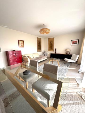 Magnifique Appartement de 3 pièces avec asc + Balcon + Cave + Pkg!!!