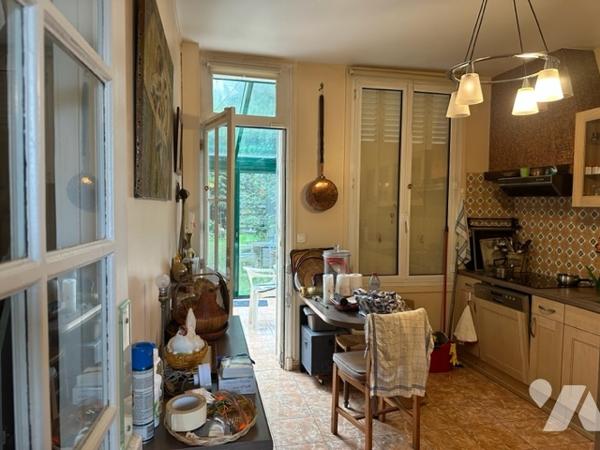 Maison à Vendre à Soisy-sous-Montmorency (95230) en Val-d'Oise (95), 6 pièces, 4 chambres