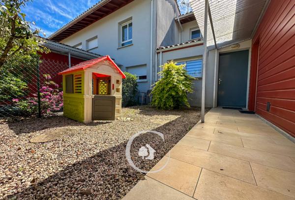 Macau (33460) JOLIE MAISON T4 - 3 CHAMBRES - GARAGE BOX - PARKING - JARDIN