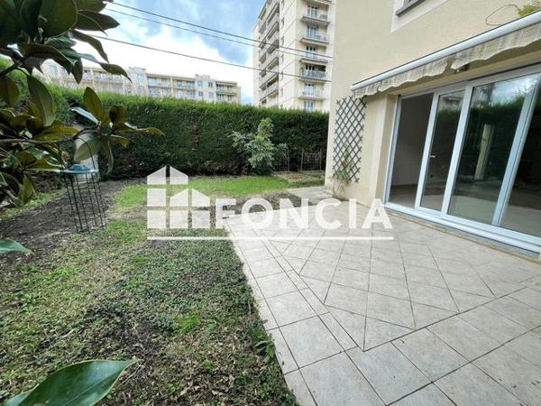 Location Maison 5 pièces 99.22 m² - 13 RUE DE LA COMMUNE DE PARIS Oullins 69600