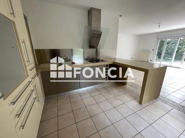 Location Maison 5 pièces 99.22 m² - 13 RUE DE LA COMMUNE DE PARIS Oullins 69600