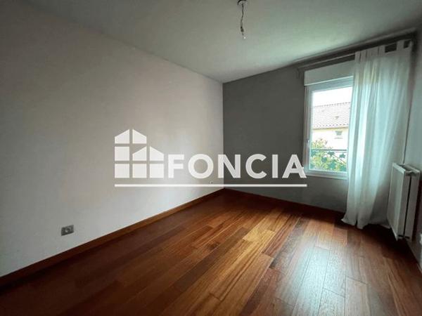 Location Maison 5 pièces 99.22 m² - 13 RUE DE LA COMMUNE DE PARIS Oullins 69600