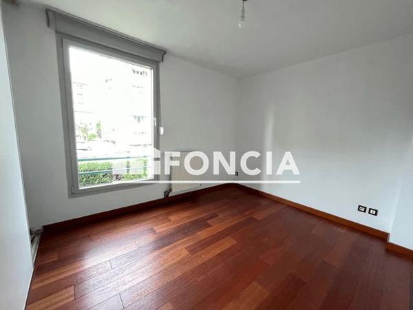 Location Maison 5 pièces 99.22 m² - 13 RUE DE LA COMMUNE DE PARIS Oullins 69600