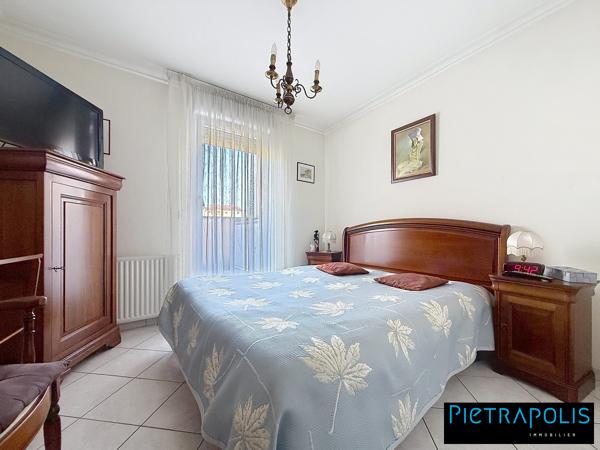 Appartement traversant de 117 m² avec terrasses – Dernier étage