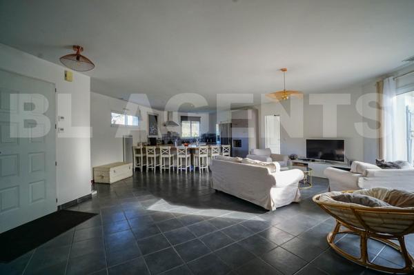 Maison T6 de plain-pied avec piscine – Quartier Balanos, Le Teich