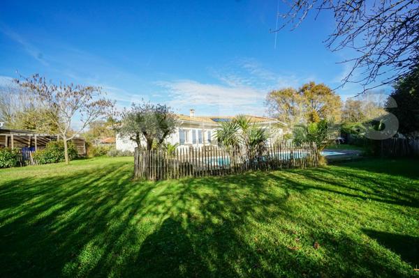 Maison T6 de plain-pied avec piscine – Quartier Balanos, Le Teich