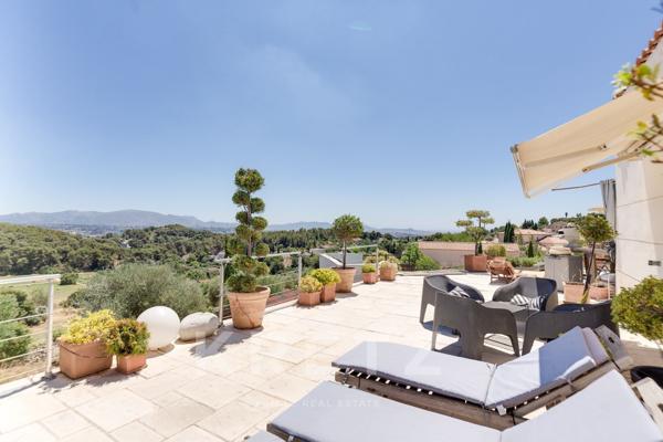 Villa contemporaine vue panoramique