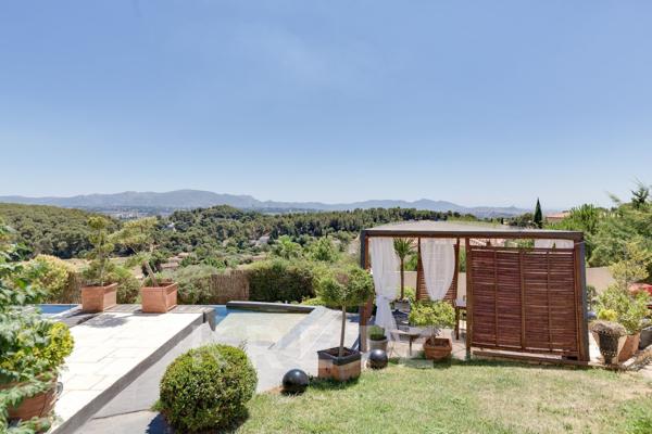 Villa contemporaine vue panoramique