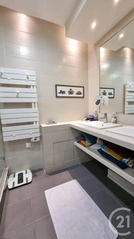 Appartement F3 à vendre  3 pièces - 102,02 m 2   CHAMBLY  - 60