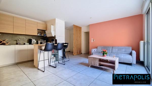 T3 de 69m² + 57m² d'extérieurs - PMR - Garage double