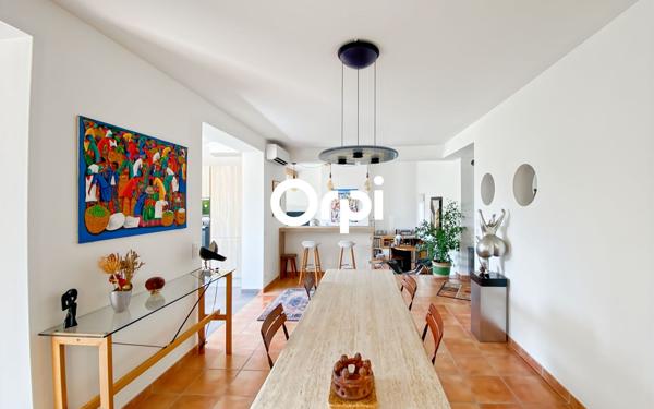 Maison à vendre    5 pièces •  Ceyreste