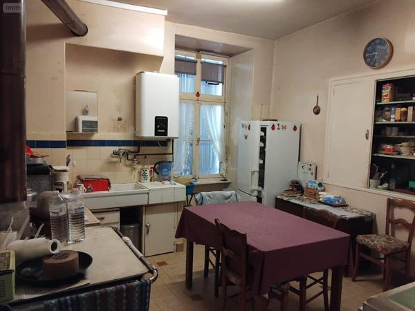 Maison de ville à vendre à Le Lude dans la Sarthe (72800), ref : 13861/1632