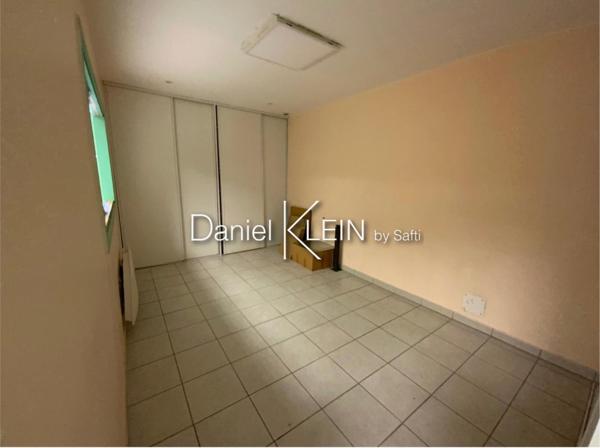 Bureaux 68m2, climatisation, 1er étage (ascenseur)