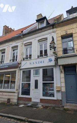A VENDRE - Pas-de-Calais - ST POL / TERNOISE CENTRE-VILLE - MAISON DE VILLE 3 CHAMBRES AVEC COU...