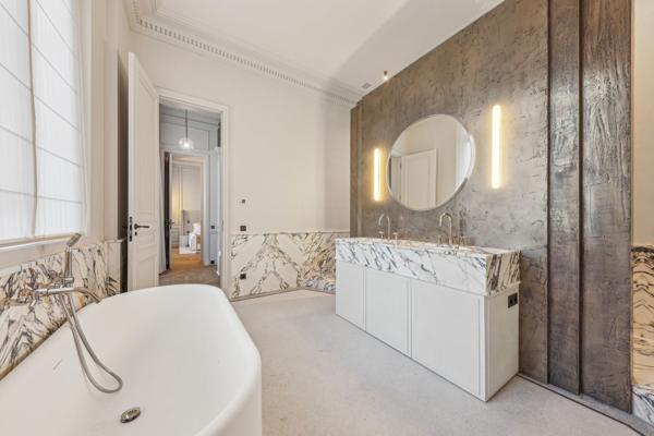 Vente Appartement de luxe Paris 8 5 Pièces 216 m²