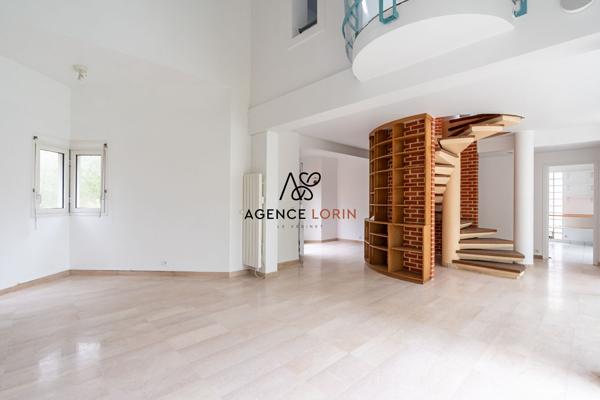 Maison Chatou - 156,31 m² - 6 pièces Chatou Maison Chatou - 156,31 m² - 6 pièces Chatou