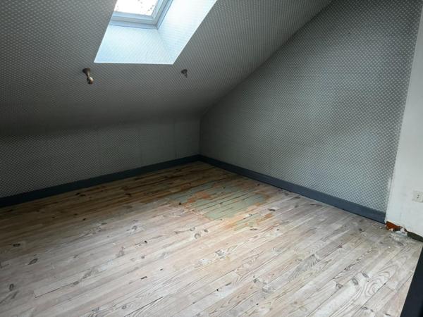 Maison en pierres avec charme et potentiel