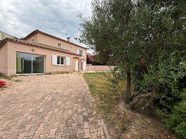 A vendre, Maison Marseille 13ème, Château-Gombert, 5 pièces 140 m², piscine.