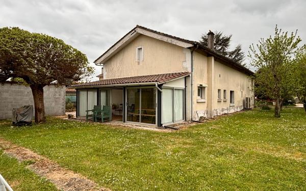 Maison à louer    5 pièces •  Coulounieix-Chamiers