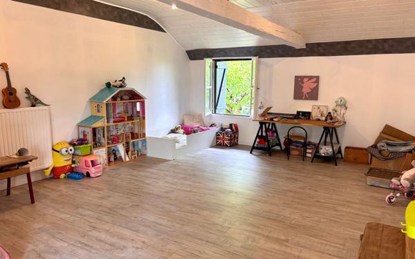 Maison à louer    5 pièces •  Coulounieix-Chamiers