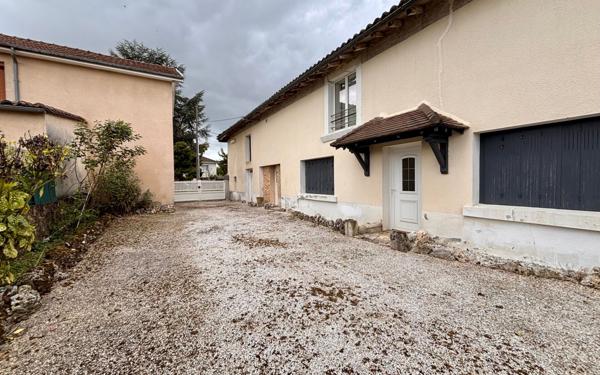 Maison à louer    5 pièces •  Coulounieix-Chamiers