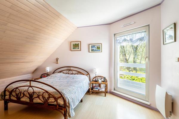 Meudon Bellevue, jolie maison d'architecte au calme avec beaux volumes, 5 chambres + studio..