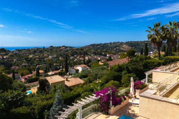 Vente Villa de luxe Vallauris 6 Pièces 224 m²