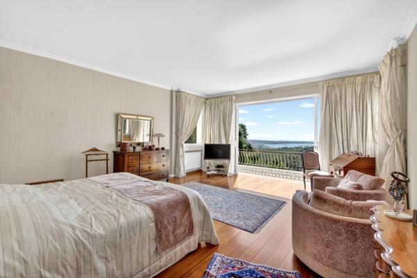 Vente Villa de luxe Vallauris 6 Pièces 224 m²